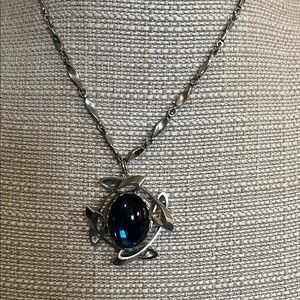 Elegant Silver Necklace with Blue Gemstone